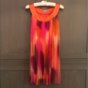 Sleeveless colorful dress